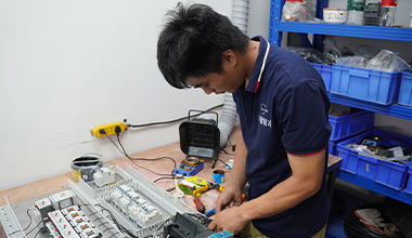  Procesamiento de paneles eléctricos 