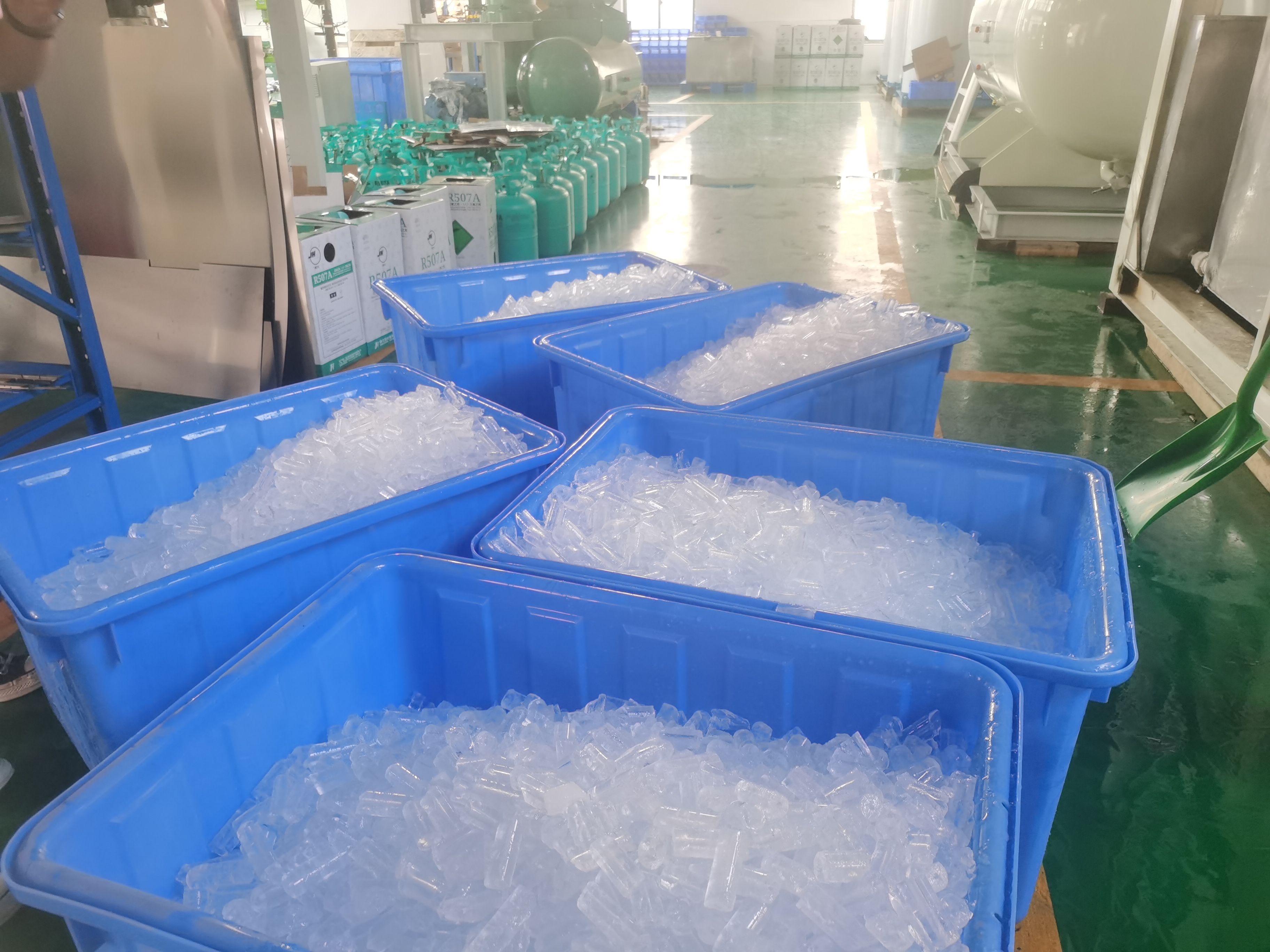 Mantenimiento de rutina de la máquina de hielo del tubo