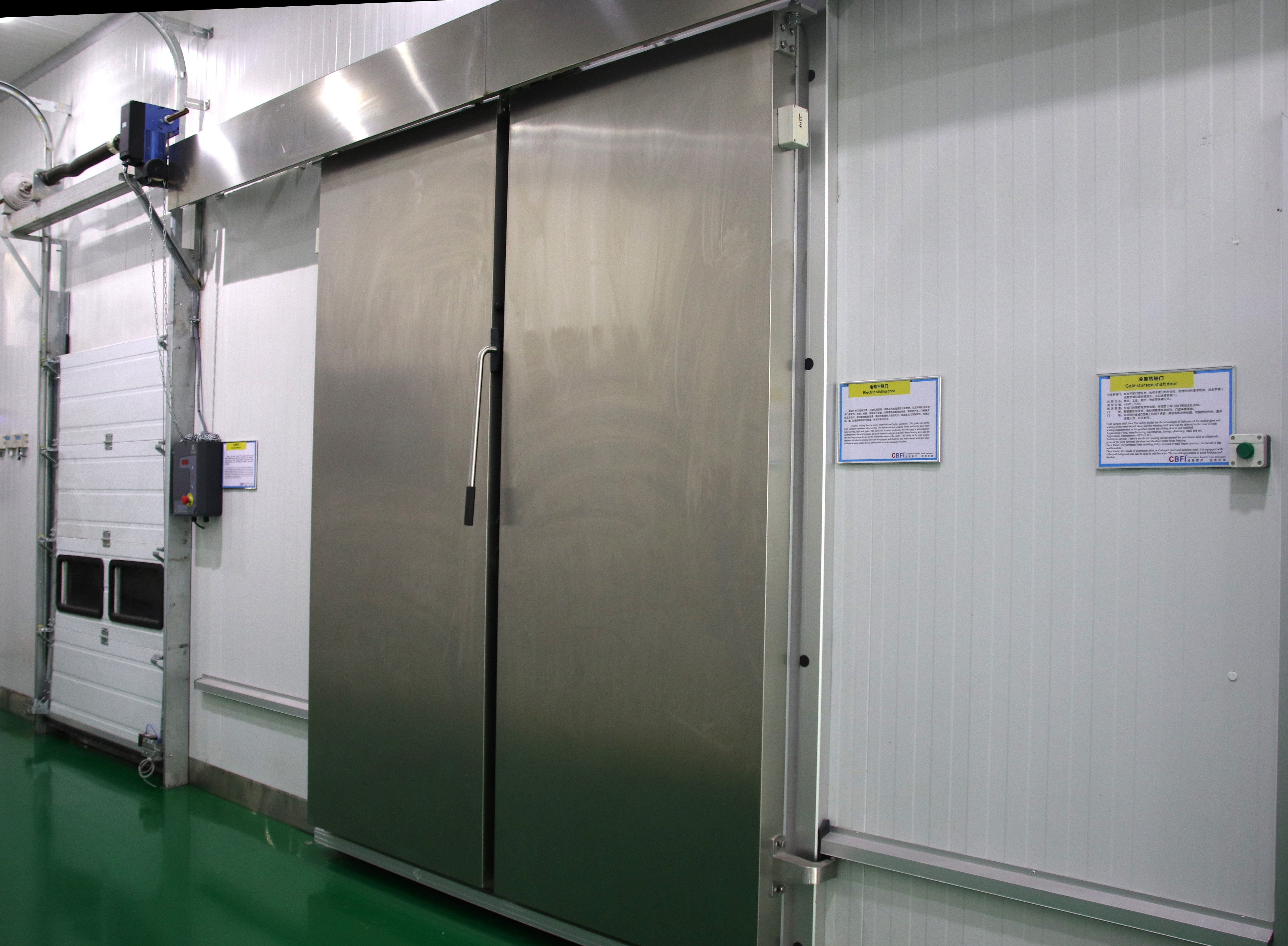 Enseñarle a configurar el drenaje en una instalación de almacenamiento en frío