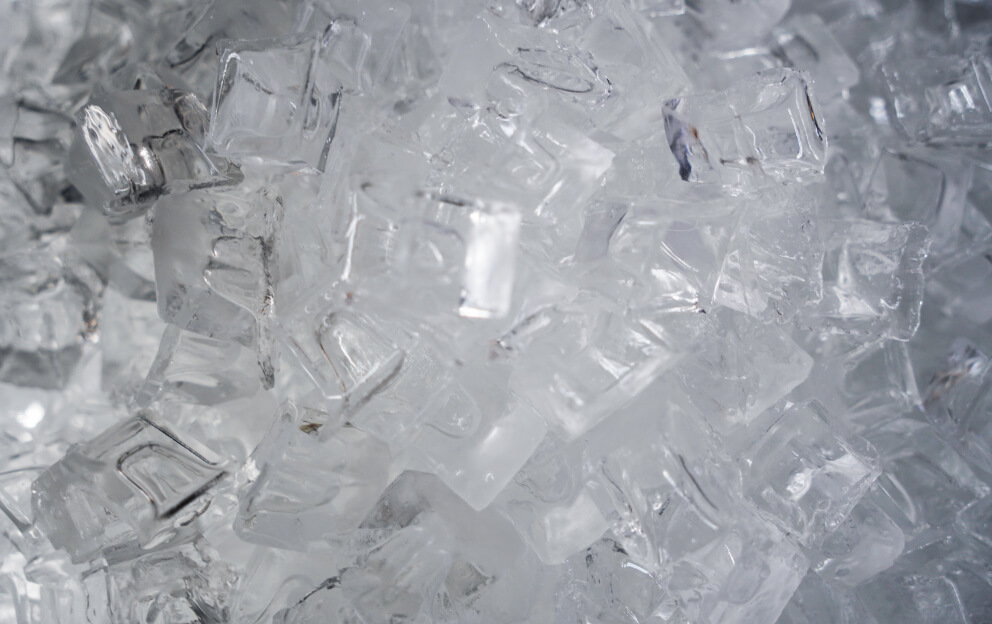 dividir hielo en partes