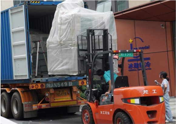 embalaje de la máquina de hielo en tubos