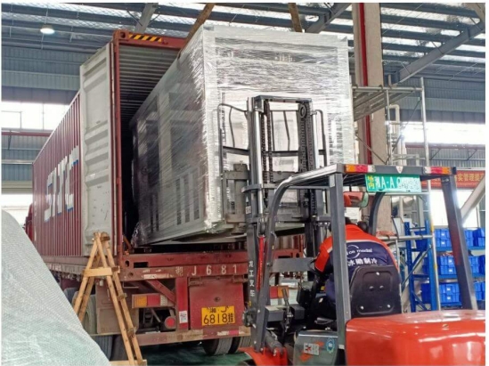 Embalaje de máquina de hielo en tubo 1