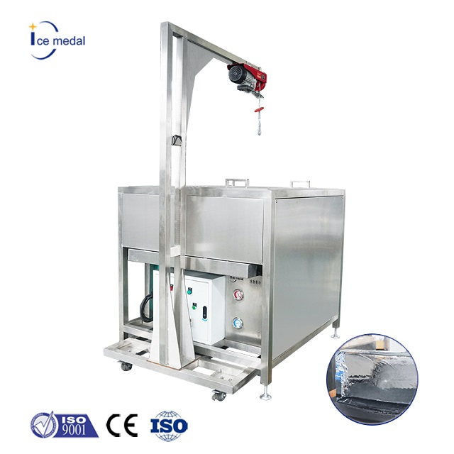 Máquina para fabricar bloques de hielo Icemedal Pure Soluciones a medida para bares, catering y esculturas de hielo